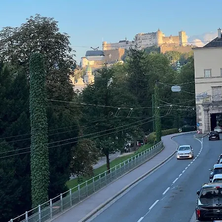 Palais Am Kai - Zentrale Lage, Kostenloser Parkplatz *