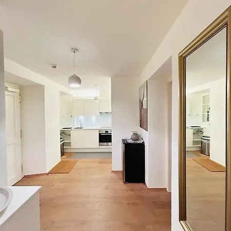 Δωμάτια σε οικογενειακή κατοικία Palais Am Kai - Zentrale Lage, Kostenloser Parkplatz