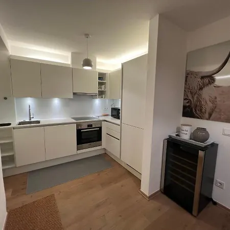 Palais Am Kai - Zentrale Lage, Kostenloser Parkplatz *